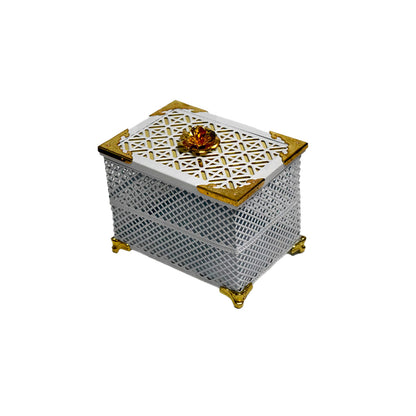 Gift Box 15X11X10Cm Metal White/Gold W/Lid Footed