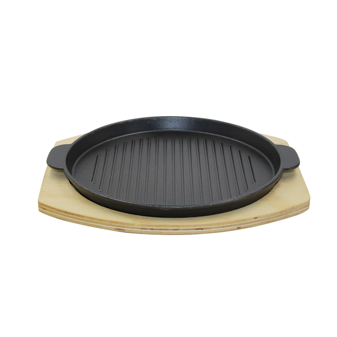 Skillet Rnd 24Cm Cast Iron With Wdn Board 2Handle